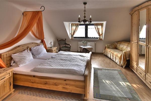 Hotel Am Markt Kleinblittersdorf エクステリア 写真